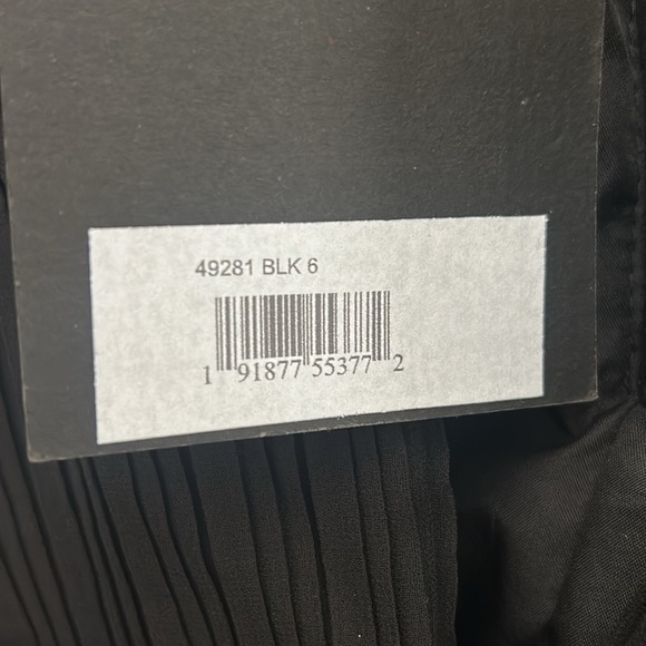 Mac Duggal 49281 NWT ROSETTE RUFFLE LAYERED ROSEETTE MAXI DRESS - Picture 11 of 11